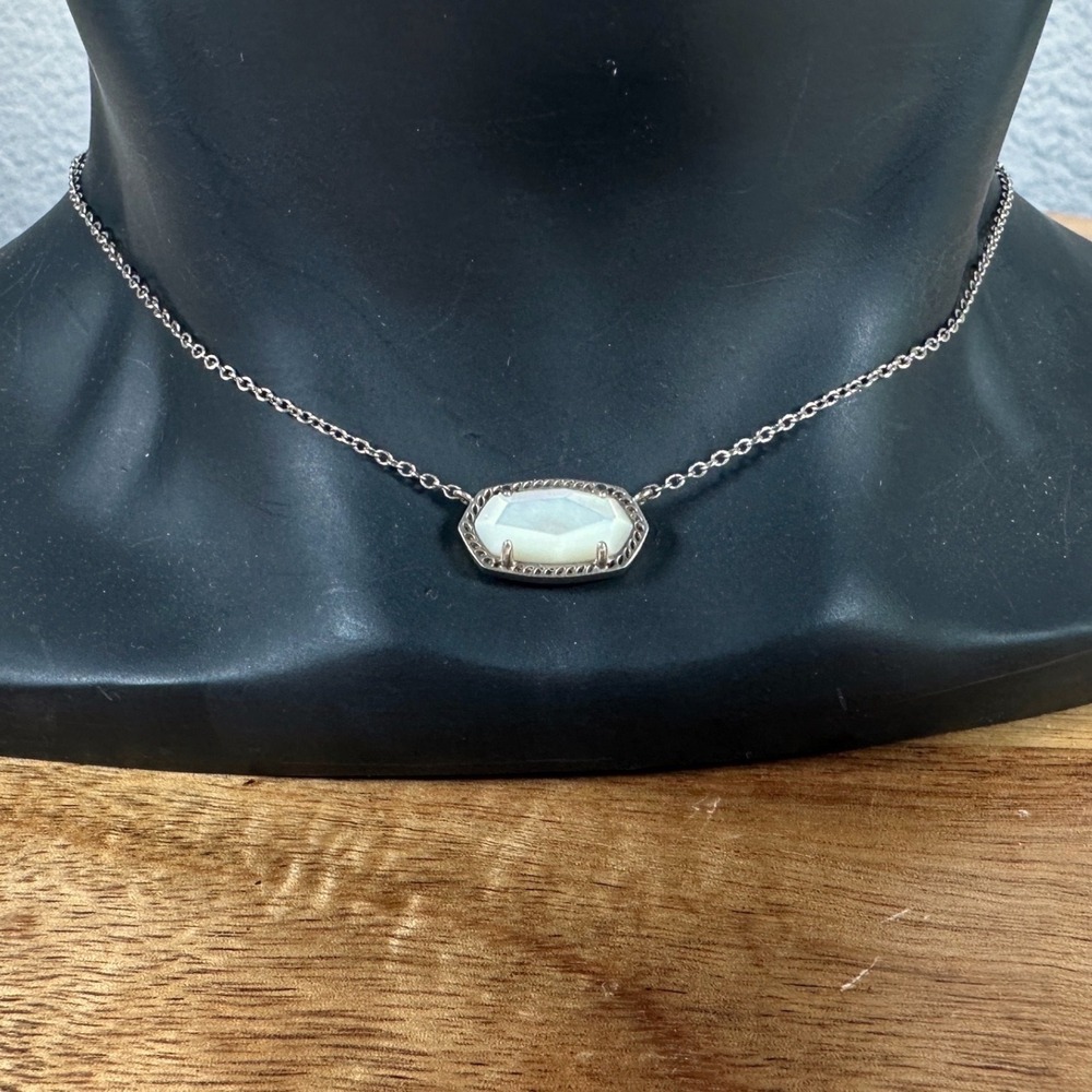 Kendra Scott Elisa Rhodium White Mother of Pearl Pendant Necklace Womens OS MOP